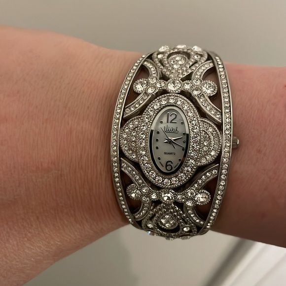 Vivah rhinestone watch - Picture 7 of 7